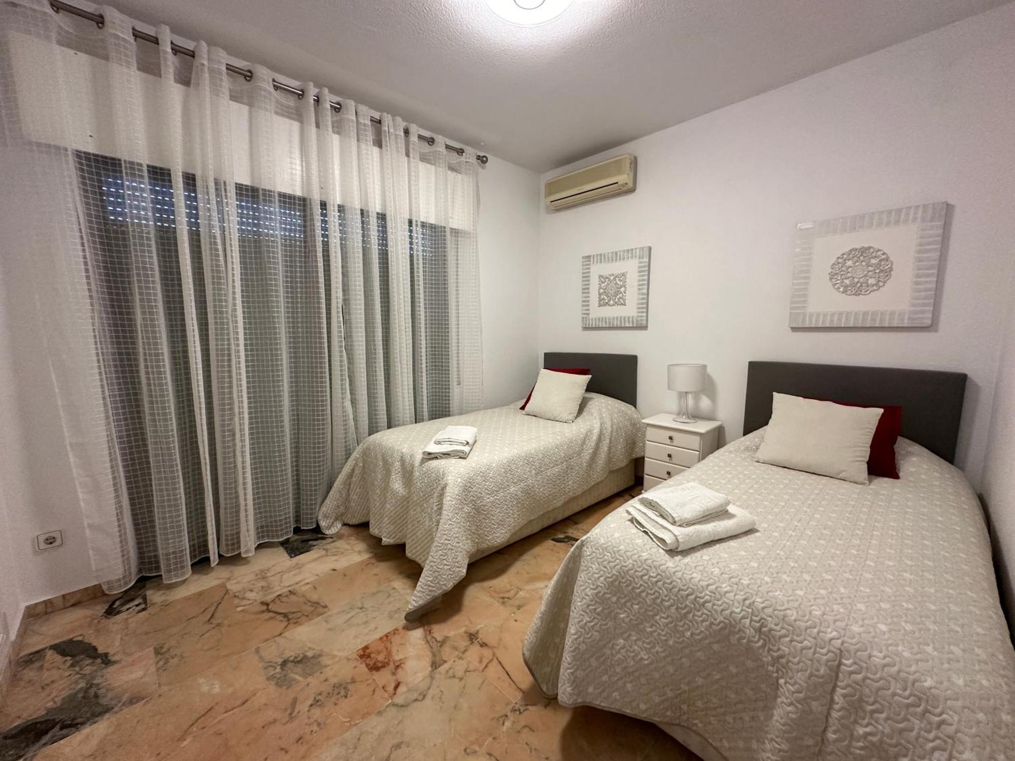 Apartamento Atico En Yate Iv, Primera Linea Playa Fuengirola Exterior foto